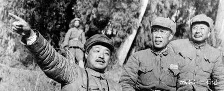 次被捕入狱威武不屈终成开国元帅尊龙AG网站两把菜刀闹革命三(图2)