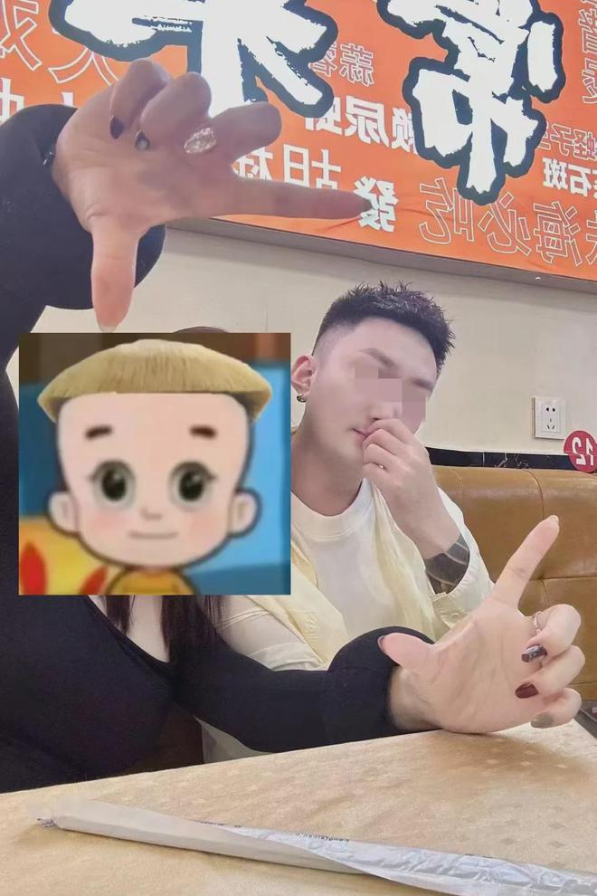 柜姐知三当三后续 自己与男主身份信息被扒尊龙凯时·中国网站喊顾客爸爸！合肥LV(图1)